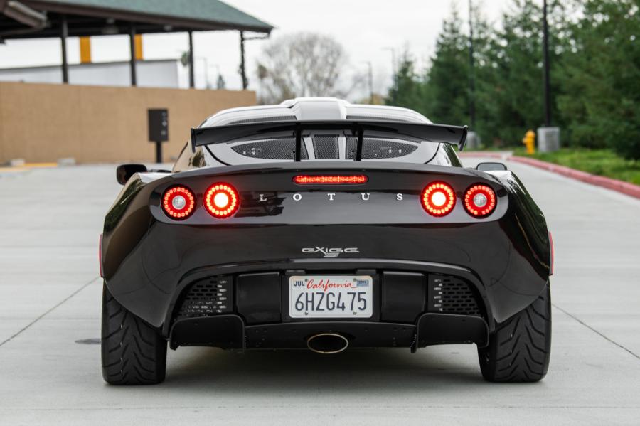  Lotus Exige S240 2008 года  (фото 7 из 108)